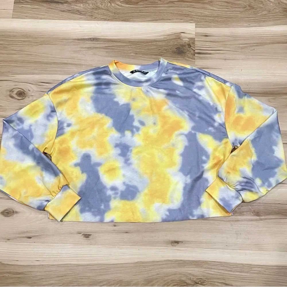 Shein Yellow and Grey Cropped Tie Dye Shirt Women’s Medium